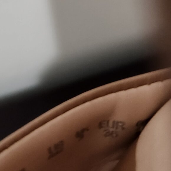 Naturalizer 27 Edit Violette Heeled Sandals in Tan Size 6 - Picture 6 of 6